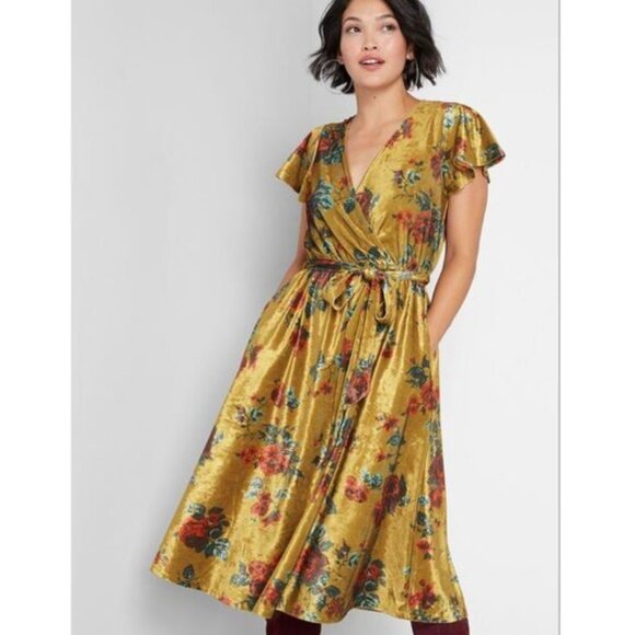 Modcloth Dresses & Skirts - Modcloth | Timeless Embrace Gold Floral Velvet Midi Dress